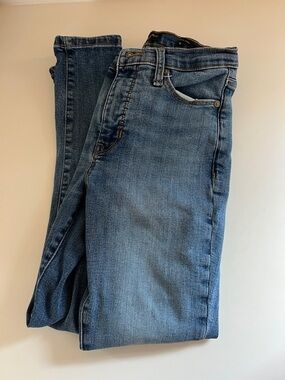 Banana Republic High-Rise Women’s Jeans in Medium Blue